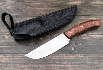 Нож "Тайга": сталь - Bohler М398; цельнометаллический рукоять - карельская береза,формовочные ножны